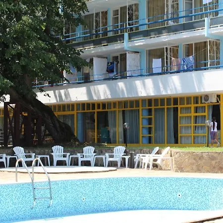 Отель Diana Hotel 2*