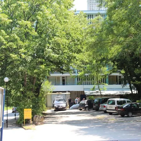 Diana Hotel 골든샌드
