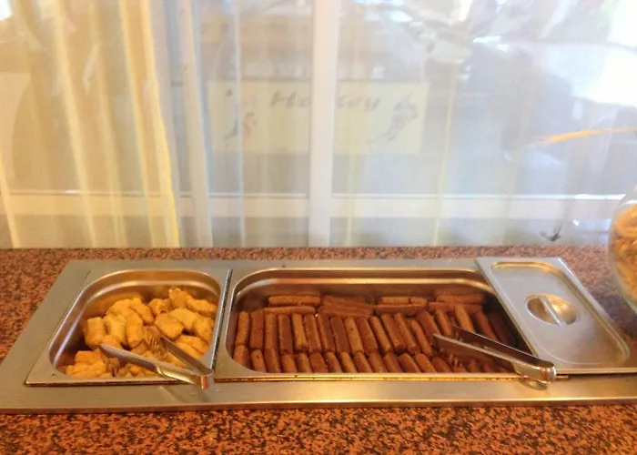 Diana Hotel 2* גולדן סנדס